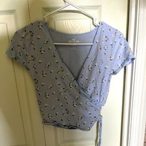 Light purple floral wrapped crop top
